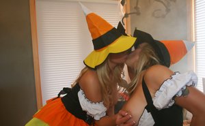 Naughty Allie are pleased to offer you xxx pics featuring Naughty Allie in lesbian love porn