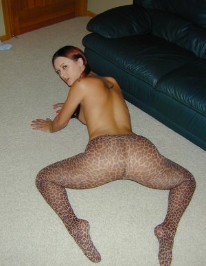 Moms in Pantyhose Pics